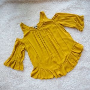 Live and let live mustard yellow lightweight ruffled top Women’s size Large boho